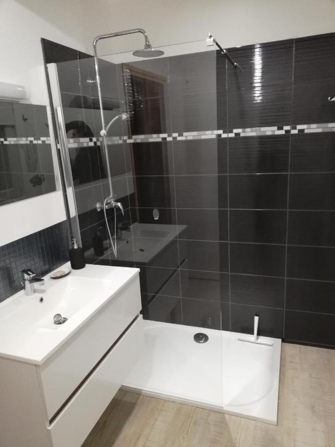 Appartement Proche Lac Et Plage Leon Ngoại thất bức ảnh